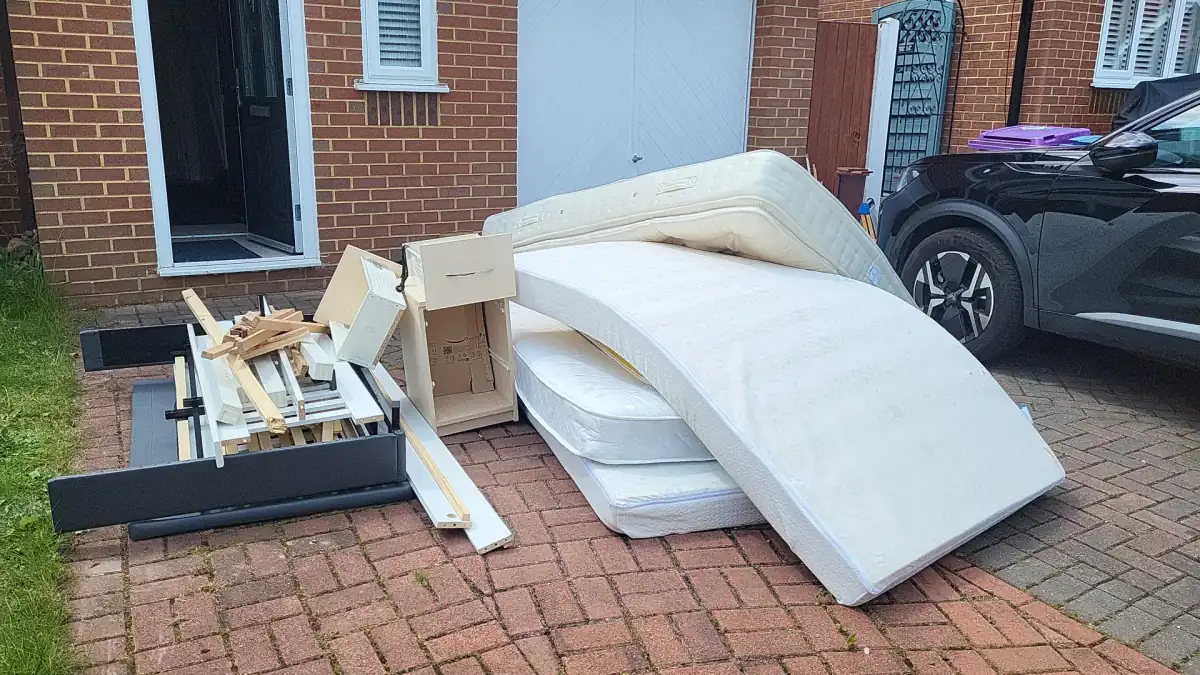Mattress Removal in Batley - uniformed team with van