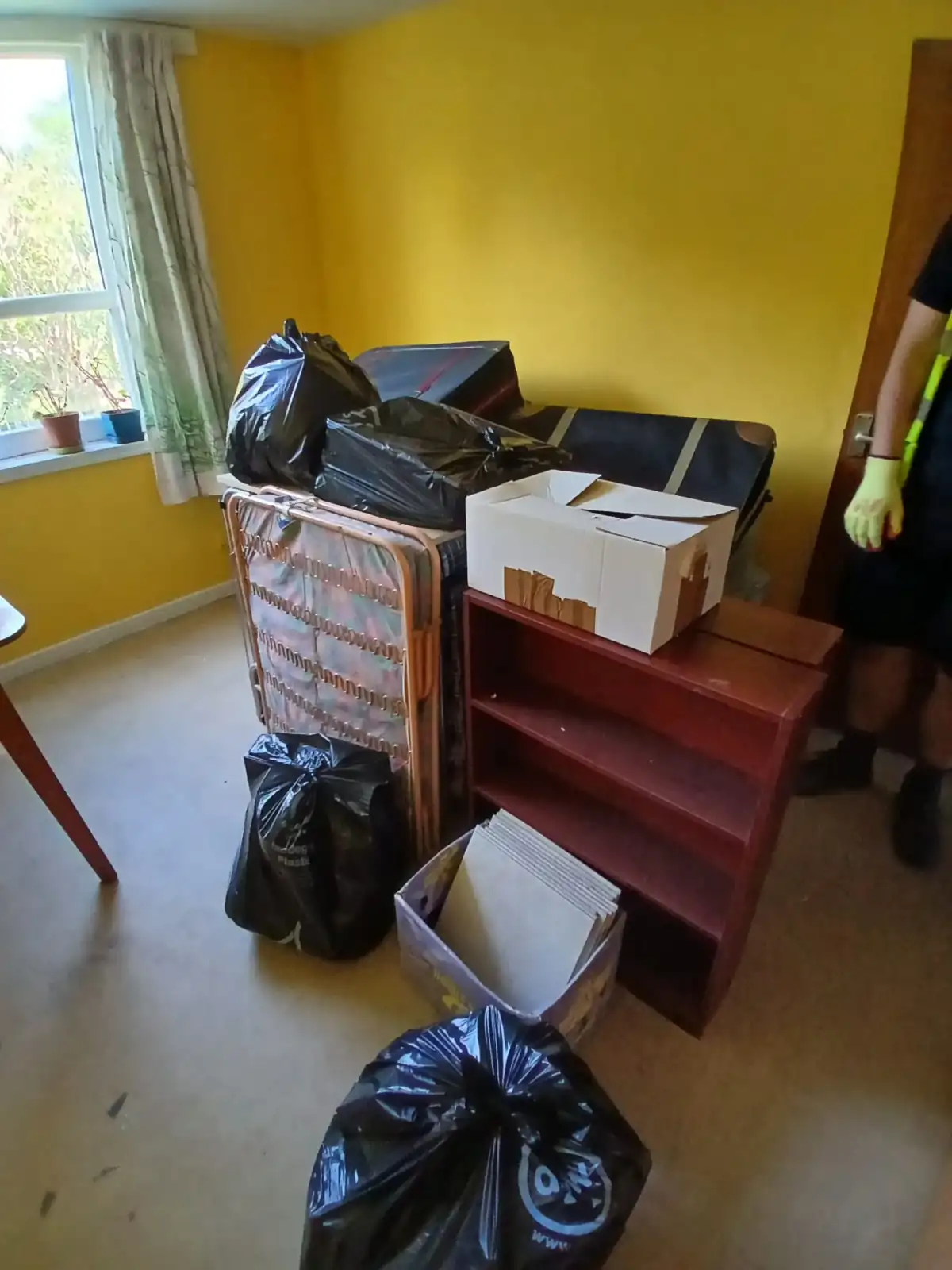 Rubbish Removal in Wilmslow - uniformed team with van