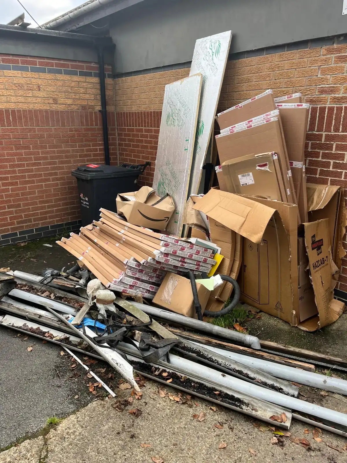 Rubbish Removal in Wirral - uniformed team with van
