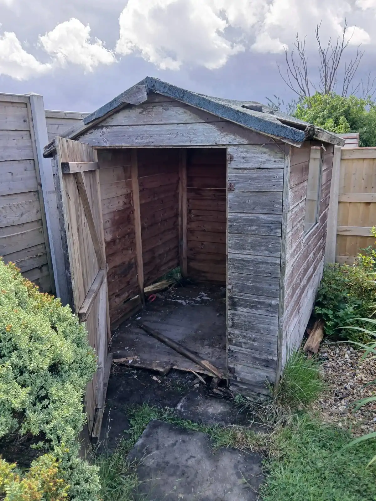 Shed Removal in Alderley Edge - uniformed team with van