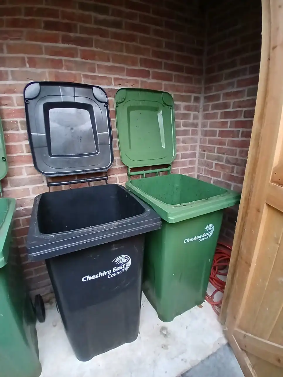 Emergency Bin Collection in Heysham - uniformed team with van