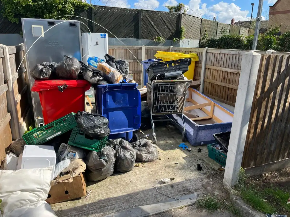 Emergency Bin Collection in Runcorn - uniformed team with van