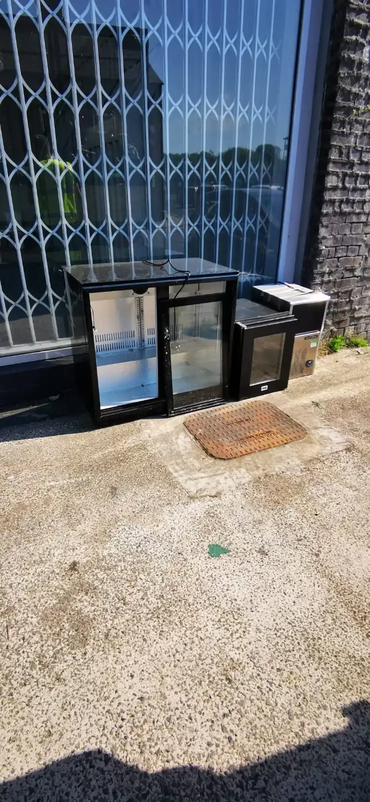 Fridge/Freezer Removal in Cleveleys - uniformed team with van