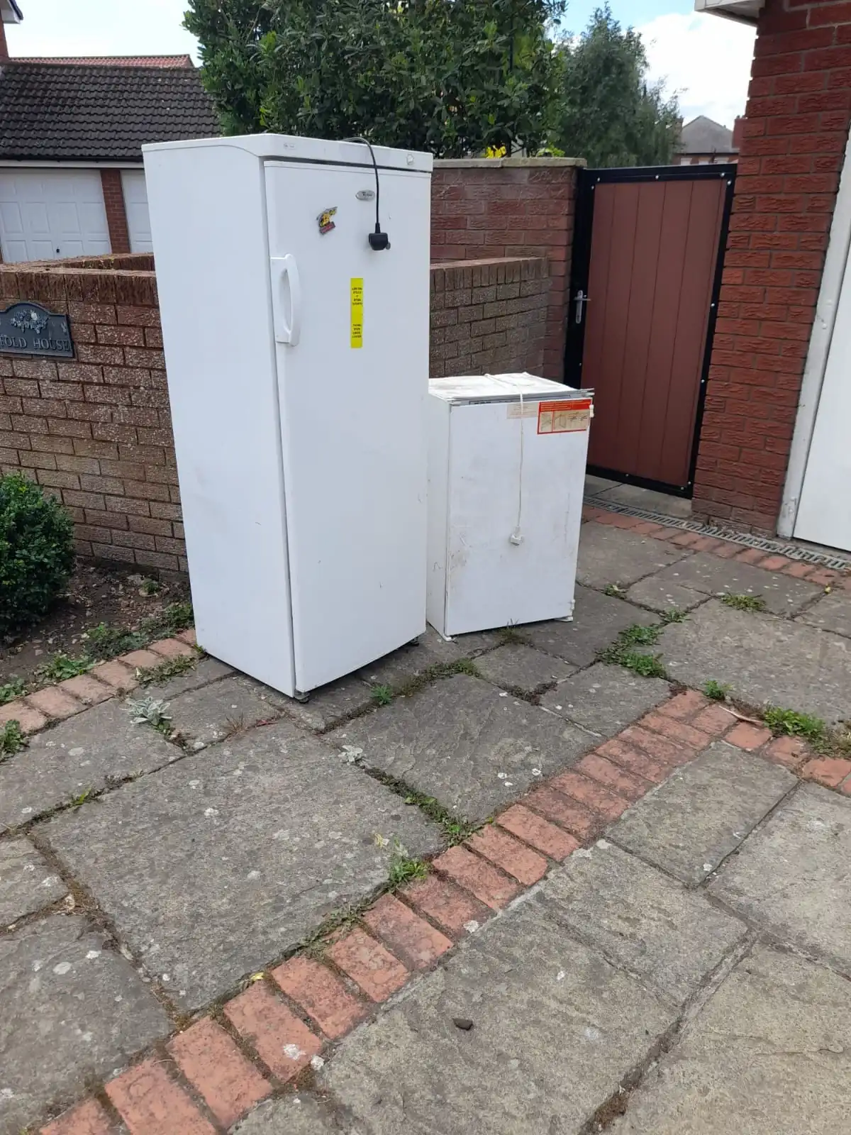 Fridge/Freezer Removal in Pontefract - uniformed team with van