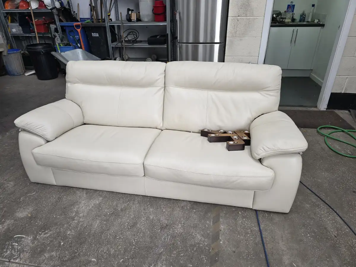 Sofa Removal in Atherton - uniformed team with van